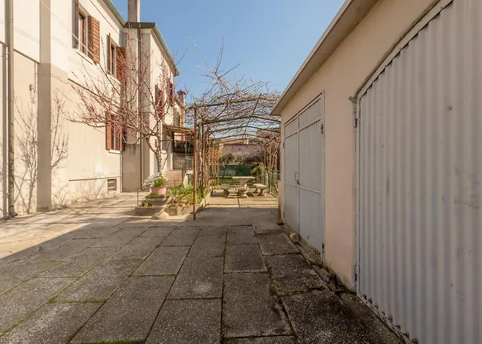 Guesthost - Andrea House With Parking Venetië
